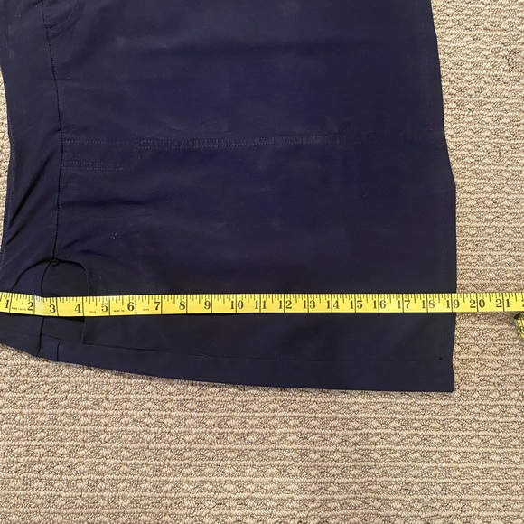 Slimsation 19” Skort in Navy - Picture 6 of 7